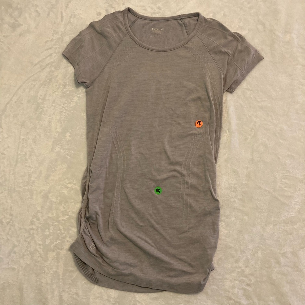 Athleta Wick‎ and Vent Women's Gray Tee Small